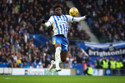 乐鱼体育官网-电讯报：布莱顿对巴莱巴估值超1亿镑，曼联预算紧张转会可能不大